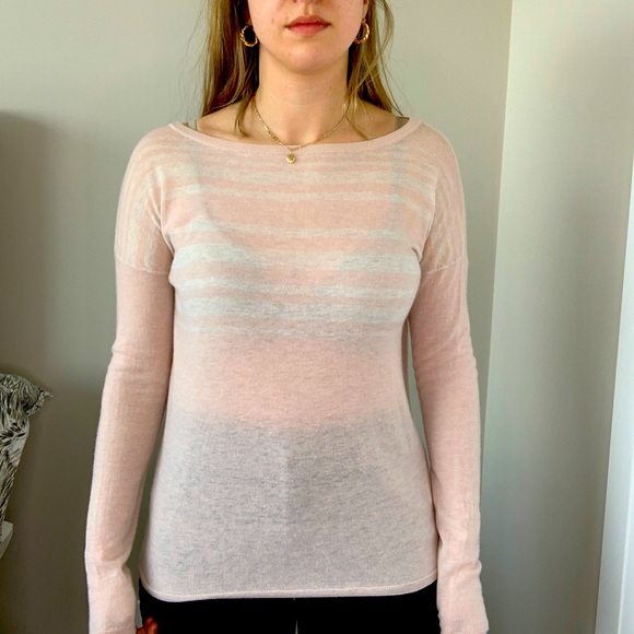 Vince size small pink long sleeve. - Picture 2 of 2